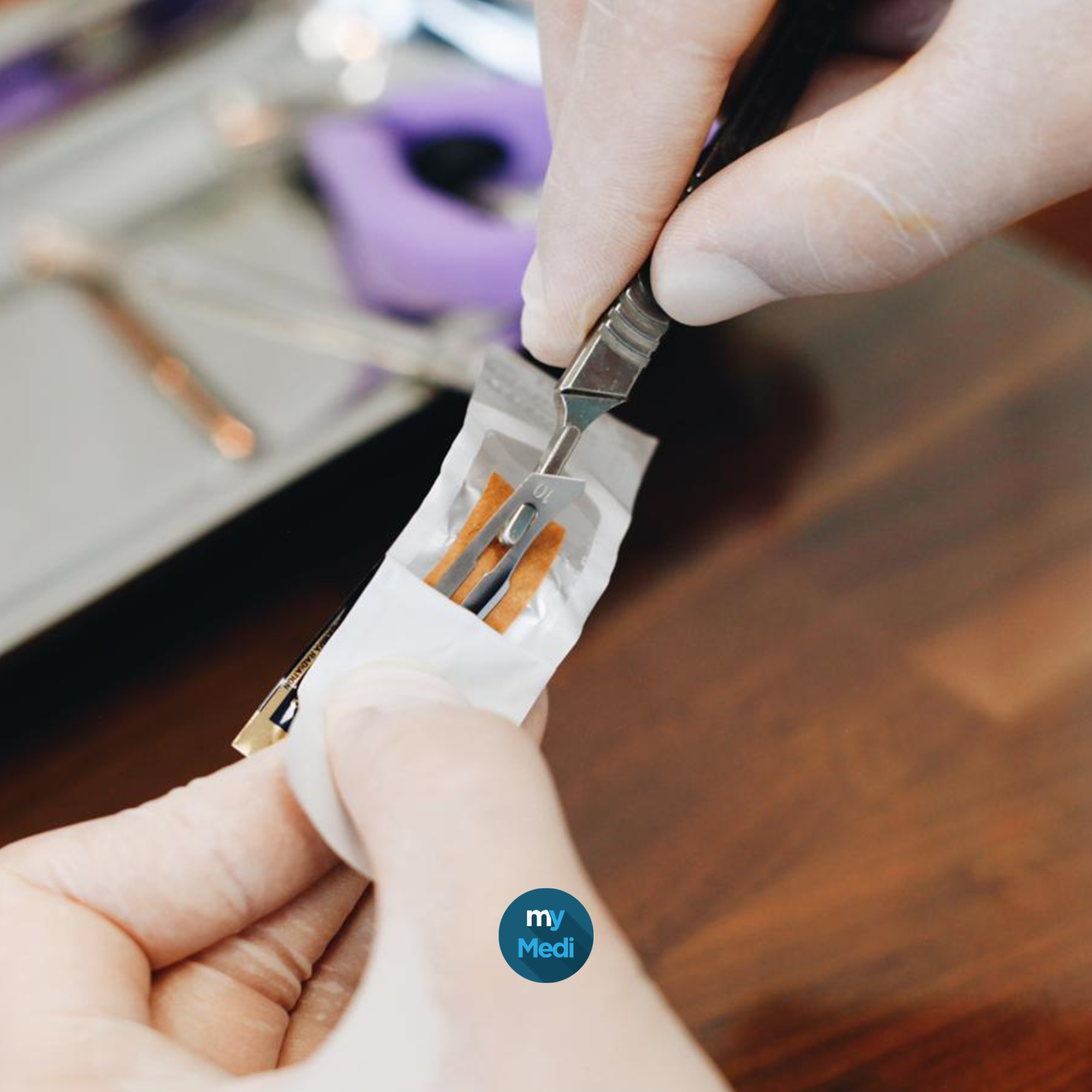 Lames et manches de bistouris pour dentistes