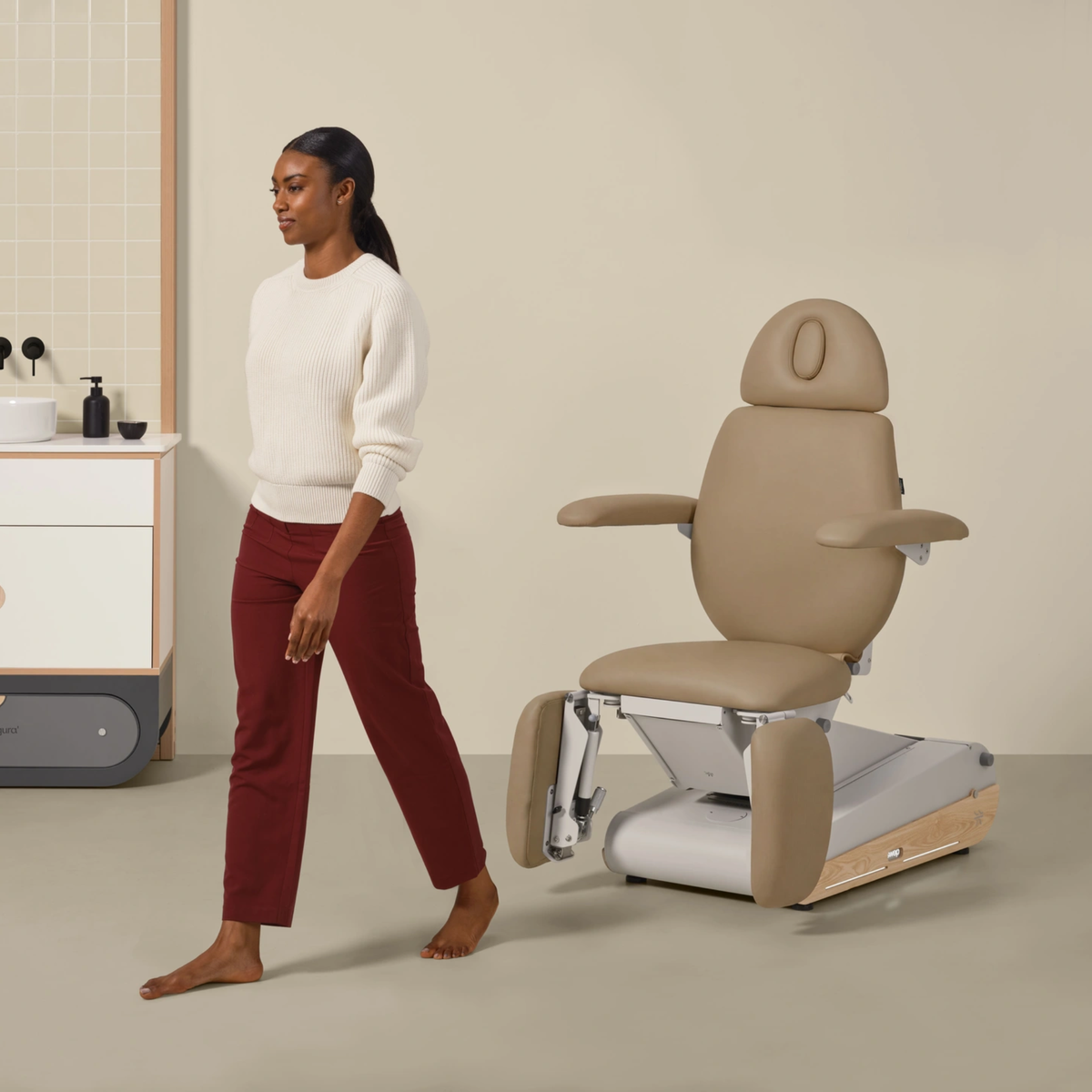 Fauteuil de pédicurie Électrique avec chauffage - 3 coloris - Swop P3 Up - Naggura