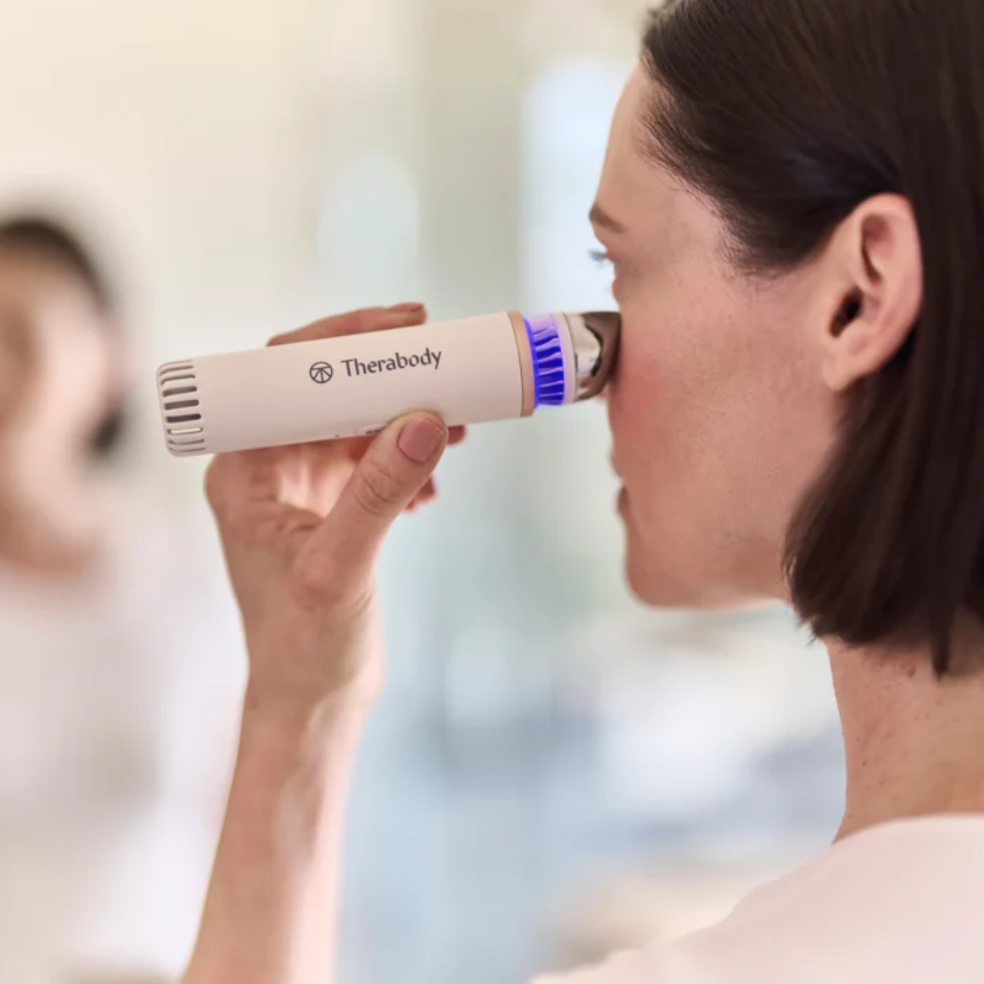 TheraFace Depuffing Wand - soin du visage - chaud/froid - 2 coloris - Therabody - My Médical