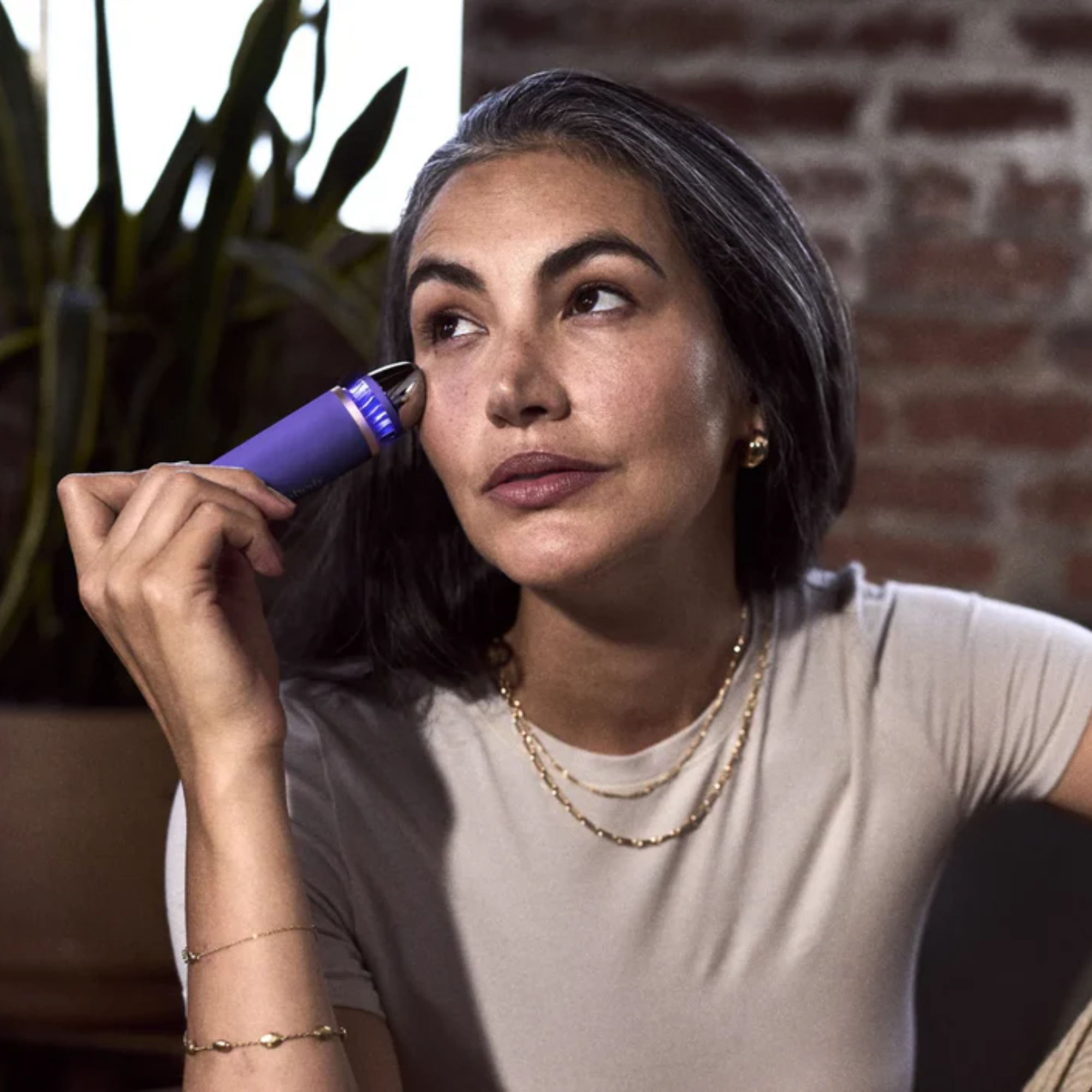 TheraFace Depuffing Wand - soin du visage - chaud/froid - 2 coloris - Therabody - My Médical