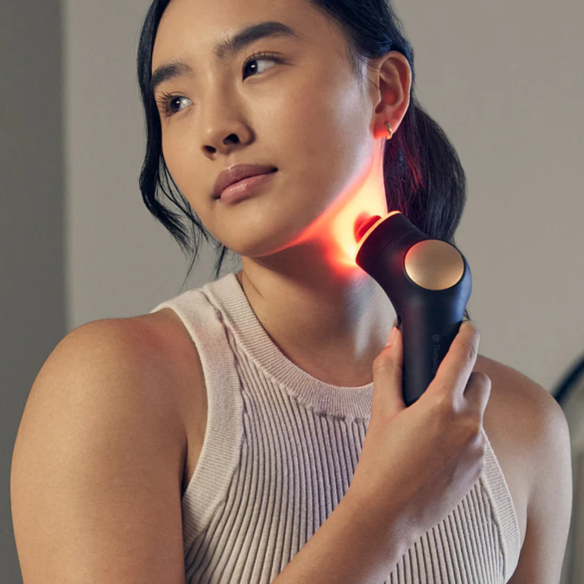 TheraFace PRO - soin du visage - luminothérapie LED - 2 coloris - Therabody - My Médical