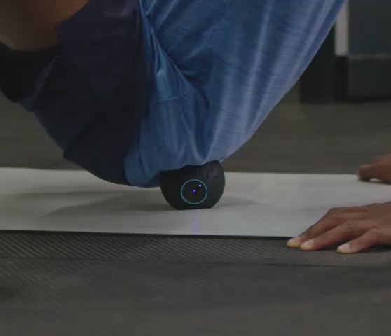 Cargar vídeo: Balle de massage vibrante WaveSolo - Ø 8,6 cm - Therabody